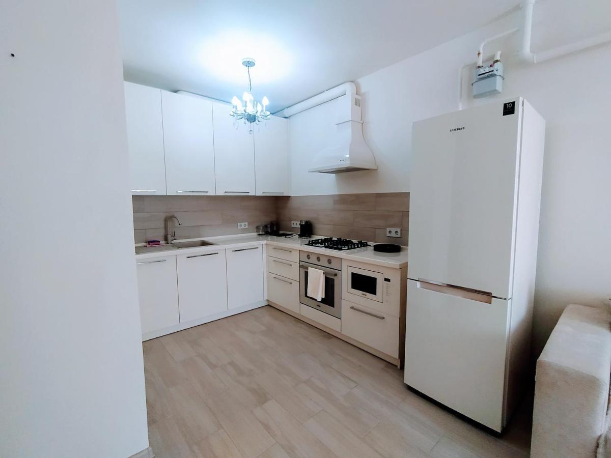 Vanilla Vip Apartment Lviv Luaran gambar