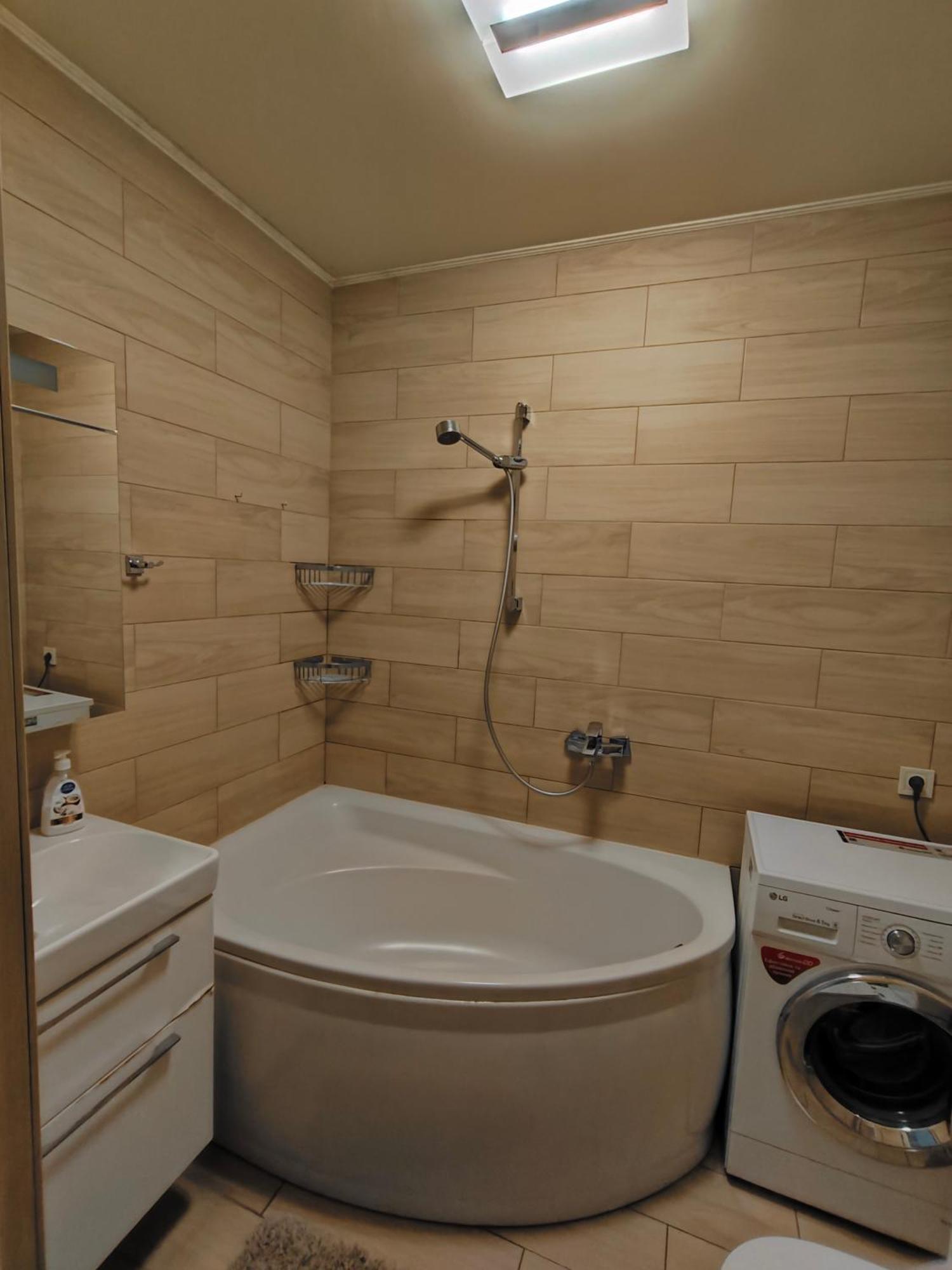 Vanilla Vip Apartment Lviv Luaran gambar